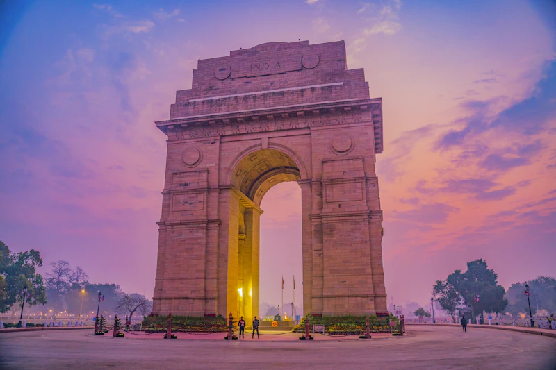 Delhi Food Guide: 20 Dishes You Must Eat in Old Delhi